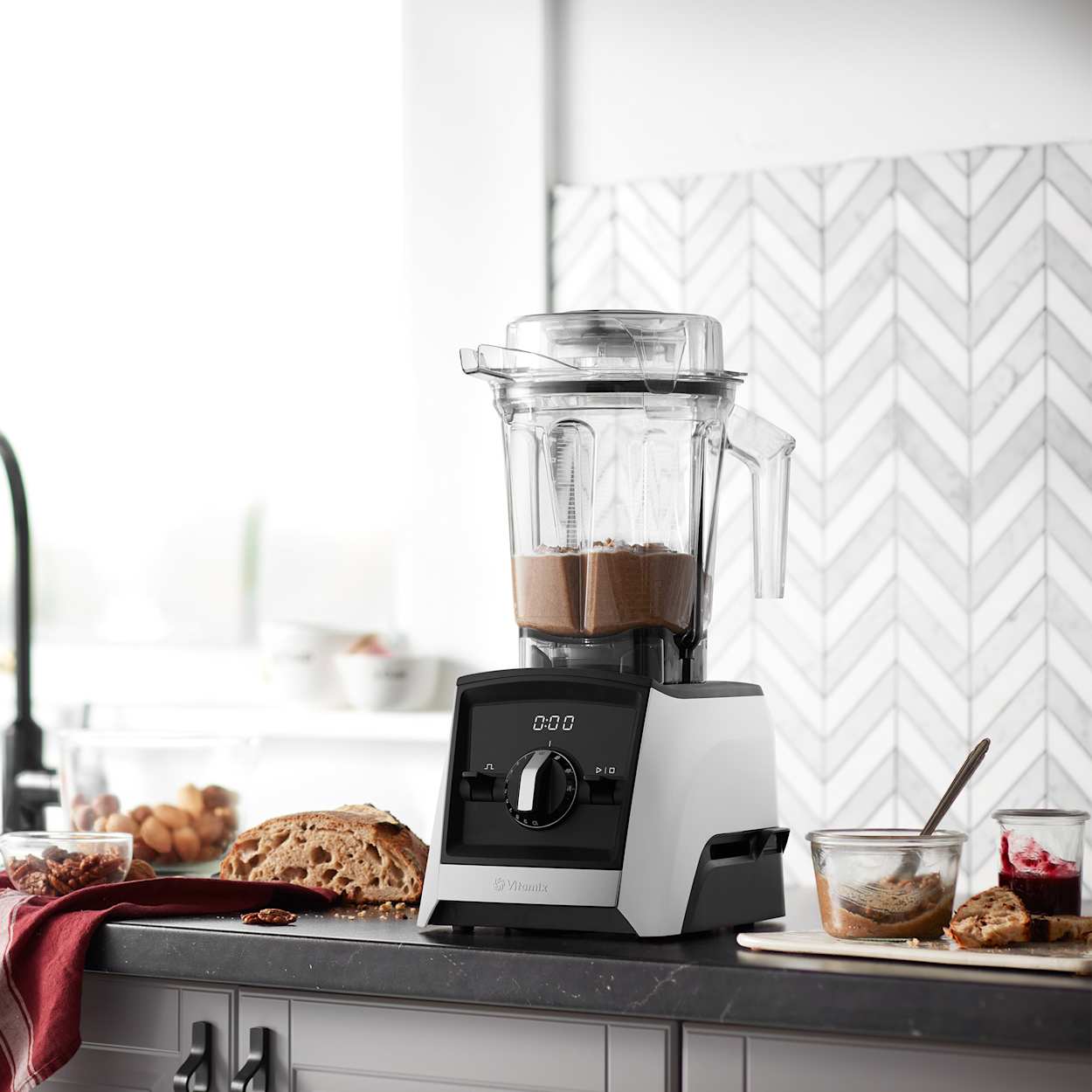 Vitamix Ascent A2500i High Performance Blender White | Kitchen